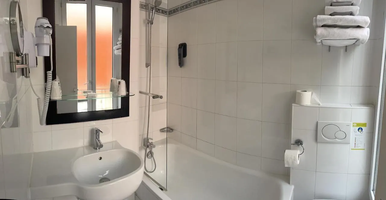 Hotel Hipotel Lilas Gambetta 3*