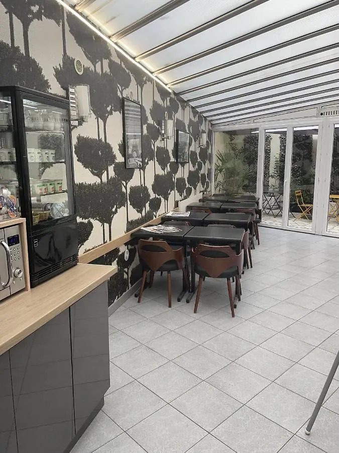 Hotel Hipotel Lilas Gambetta Paryż