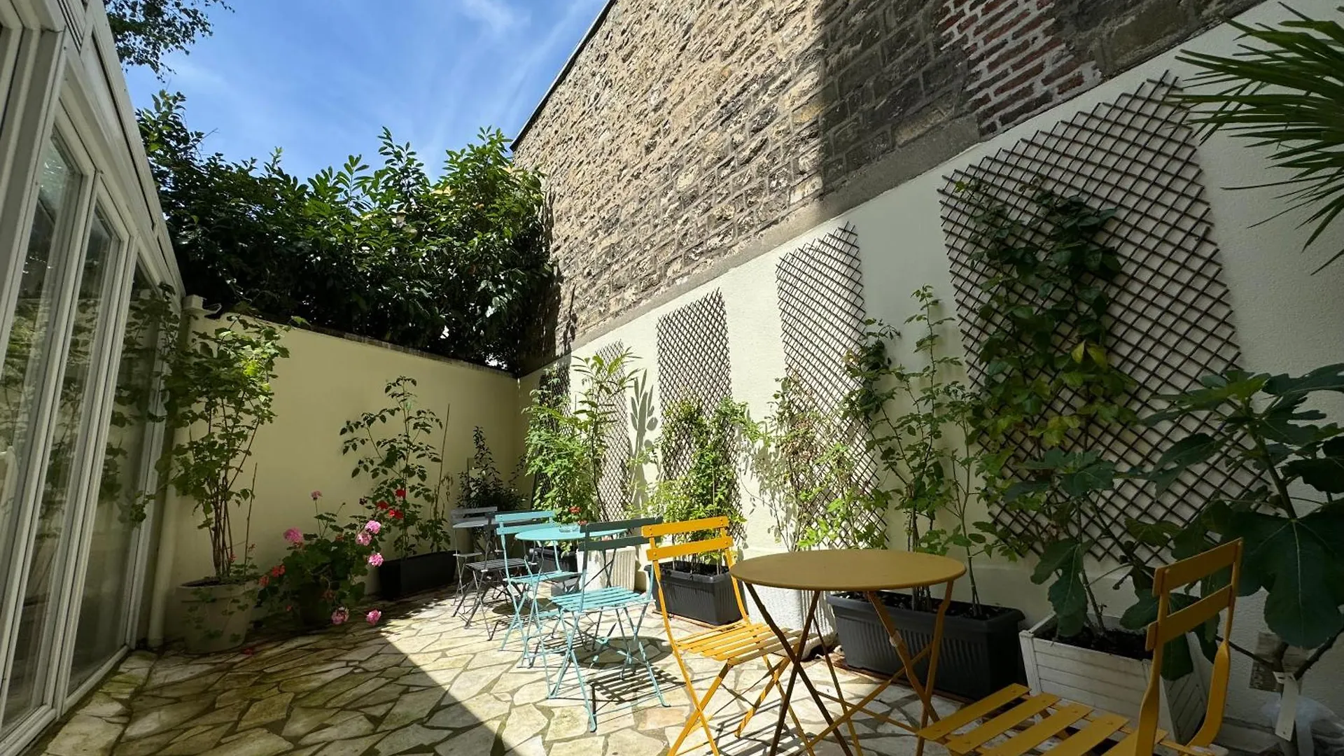 Hipotel Lilas Gambetta Hotel