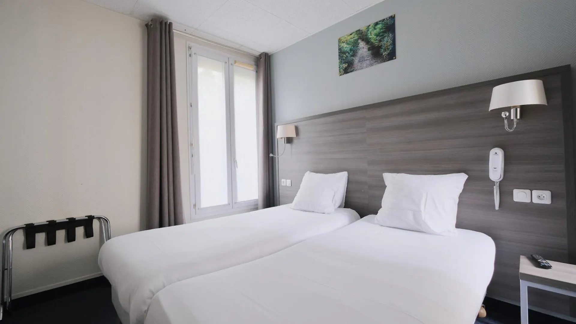 Hipotel Lilas Gambetta Hotel 3*