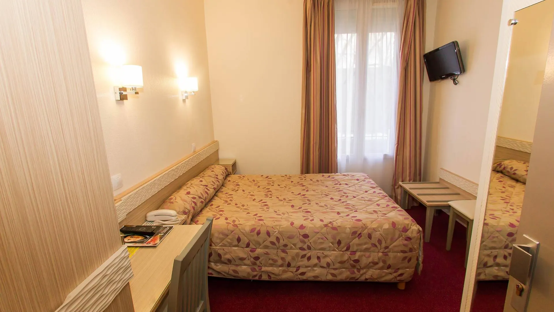Hipotel Lilas Gambetta Hotel